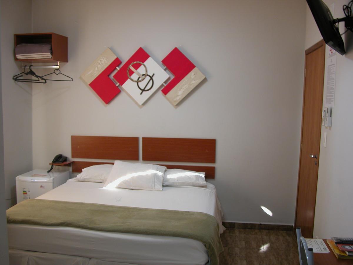 Hotel Avenida Tupa Luaran gambar